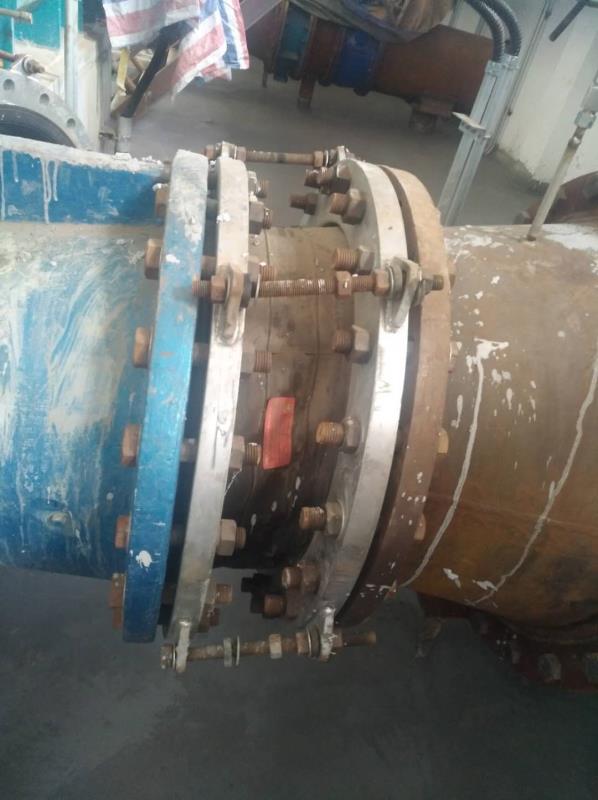 這樣安裝橡膠接頭肯定出問題“超位移” 這樣安裝橡膠接頭肯定出問題“超位移”